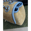 Borsa a tracolla classica Chanel 26C AS6017 rafia blu Borsa a tracolla classica Chanel 26C AS6017 rafia blu