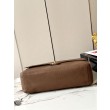 Borsa Chanel AS6233 Souplissimo Maxi Flap marrone
