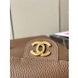 Borsa Chanel AS6233 Souplissimo Maxi Flap marrone