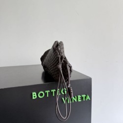 Replica perfette Pochette Bottega Veneta Onda con motivo a conchiglia