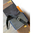 Qualità premium Borse Replica LV District PM chip a codice variabile M00085