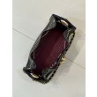 Borsa Replica 1:1 Chanel piccola 25 AS5631 Hobo con design traforato nera
