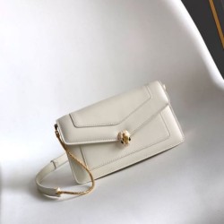 Replica perfette Pochette con catena Bvlgari Serpenti Forever 20cm Versione Chip bianco