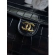 Borsa a mano Chanel 26A Bowling AP5294 con stampa coccodrillo