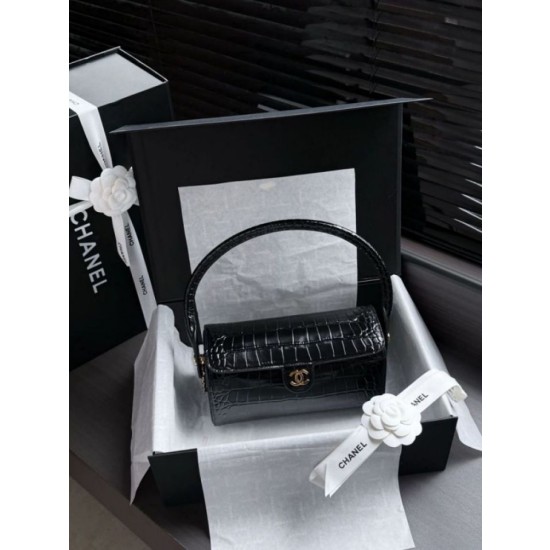 Borsa a mano Chanel 26A Bowling AP5294 con stampa coccodrillo