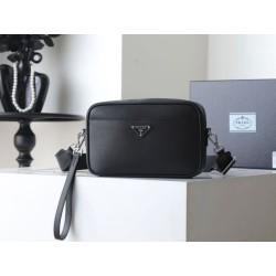 Borsa a tracolla Prada Saffano 2VH210 nera