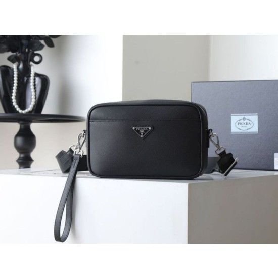 Borsa a tracolla Prada Saffano 2VH210 nera