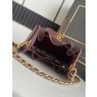 Borsa Chanel 26 hobo con intagli AS5631 Borgogna