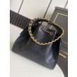 Copia Perfetta Borsa Chanel piccola 25 Hobo AS5293 nera traforata