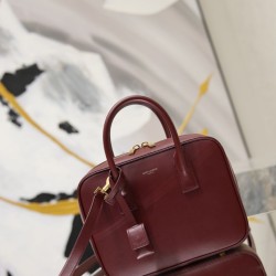 Sito Replica Borsa YSL Saint Laurent Sac de Jour Bauletto con tracolla Rosso Imitazioni Replica perfette Borsa YSL Saint Laurent Sac de Jour Bauletto con tracolla Rosso
