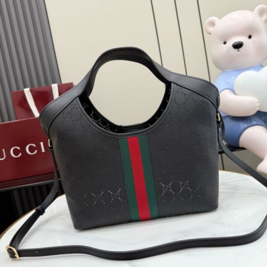Sito Replica Borse Imitazioni piccola Gucci Giglio traforata GG 860845 Nero Imitazioni Replica perfette Borse Imitazioni piccola Gucci Giglio traforata GG 860845 Nero