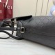 Sito Replica Borse Imitazioni piccola Gucci Giglio traforata GG 860845 Nero Imitazioni Replica perfette Borse Imitazioni piccola Gucci Giglio traforata GG 860845 Nero