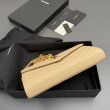 Portafoglio a catena YSL Saint Laurent Envelope pelle originale albicocca