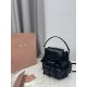 Sito Replica Zaino Miu Miu 26s pelle cerata 5bc043 22cm nero Imitazioni Replica perfette Zaino Miu Miu 26s pelle cerata 5bc043 22cm nero