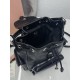 Sito Replica Zaino Miu Miu 26s pelle cerata 5bc043 22cm nero Imitazioni Replica perfette Zaino Miu Miu 26s pelle cerata 5bc043 22cm nero