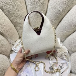 Sito Replica Borse Alta Qualità shopping Chanel 26A AS6392 bianca Apertura a forma V Imitazioni Replica perfette Borse Alta Qualità shopping Chanel 26A AS6392 bianca Apertura a forma V