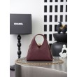 Replica Perfetta Chanel AS6392 triangolare trapuntata bordeaux