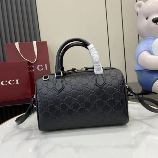 Borsa Gucci Boston media con emblema GG 848886 Nero