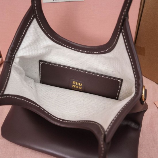 Sito Replica Borse Firmate tote Miu Miu Ivy 5BA281 caffè Imitazioni Replica perfette Borse Firmate tote Miu Miu Ivy 5BA281 caffè