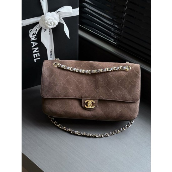 Replica Perfetta Chanel Flap Maxi AS6281 scamosciata con catena 
