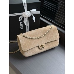 Borsa Chanel Flap Maxi scamosciata con catena AS6281 albicocca