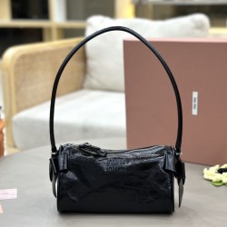 Replica perfette Borsa a tracolla Hobo Miu Miu Ribbon 5NE029 Nero