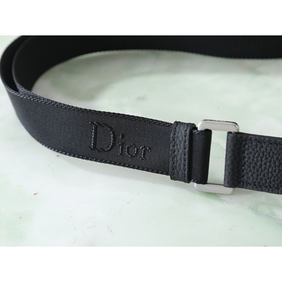 Replica di alta qualità Borsa a tracolla Dior Mini Saddle Heritage con patta nero Replica Perfetta Borsa a tracolla Dior Mini Saddle Heritage con patta nero Imitazione Falsa