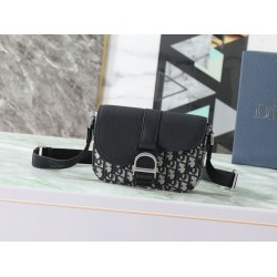 Alta Gamma Replica Borsa a tracolla Dior Mini Saddle Heritage Oblique con patta nero