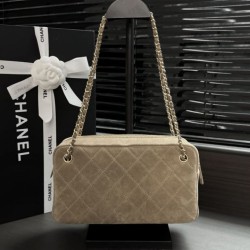 Borsa a tracolla orizzontale Chanel 26A AS6443 Albicocca scamosciata