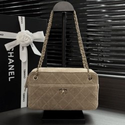 Borsa a tracolla orizzontale Chanel 26A AS6443 Albicocca scamosciata
