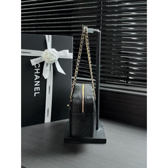 Borsa a tracolla orizzontale Chanel 26A AS6443 nera Borsa a tracolla orizzontale Chanel 26A AS6443 nera