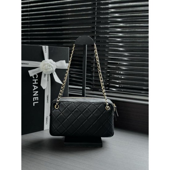 Borsa a tracolla orizzontale Chanel 26A AS6443 nera Borsa a tracolla orizzontale Chanel 26A AS6443 nera