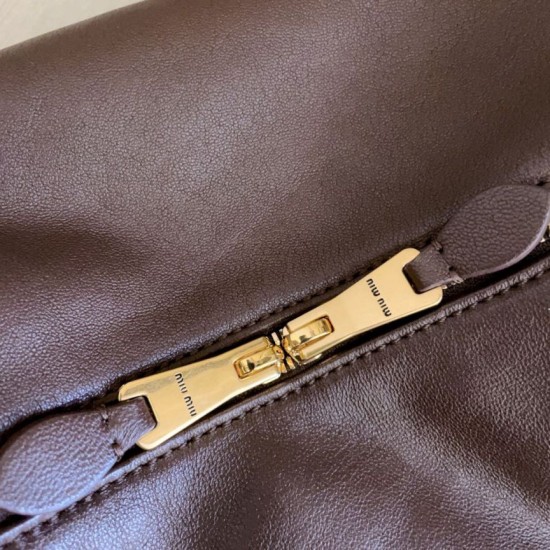 Replica di alta qualità Borsa a tracolla Spirit Hobo Miu Miu 5BC217 nappa Borgogna Replica Perfetta Borsa a tracolla Spirit Hobo Miu Miu 5BC217 nappa Borgogna Imitazione Falsa
