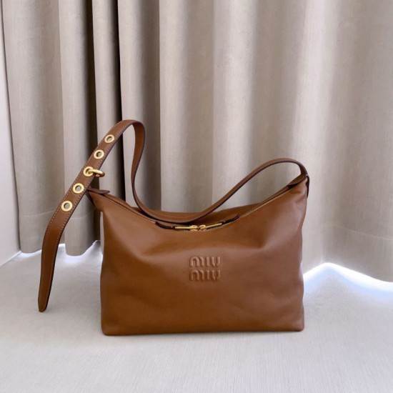 Replica di alta qualità Borsa a tracolla Spirit Hobo Miu Miu 5BC217 nappa Marrone Replica Perfetta Borsa a tracolla Spirit Hobo Miu Miu 5BC217 nappa Marrone Imitazione Falsa