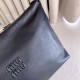 Replica di alta qualità Borsa a tracolla Spirit Hobo Miu Miu 5BC217 nappa Nero Replica Perfetta Borsa a tracolla Spirit Hobo Miu Miu 5BC217 nappa Nero Imitazione Falsa