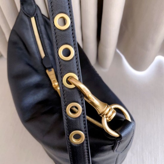 Replica di alta qualità Borsa a tracolla Spirit Hobo Miu Miu 5BC217 nappa Nero Replica Perfetta Borsa a tracolla Spirit Hobo Miu Miu 5BC217 nappa Nero Imitazione Falsa