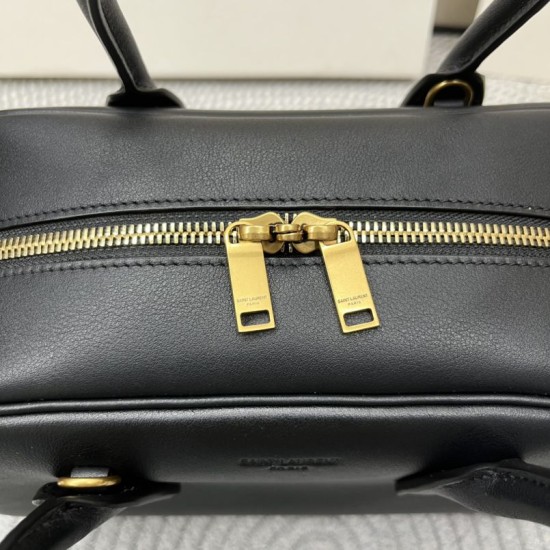 Replica Perfetta Borsa Boston Sac de Jour YSL Saint Laurent pelle liscia Nero Imitazione Falsa