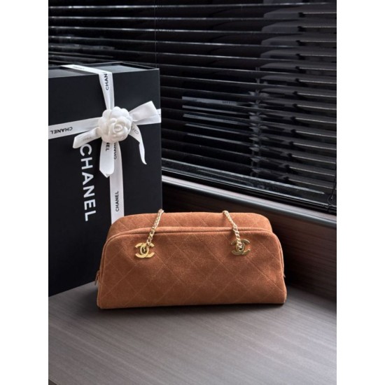 Replica di alta qualità Borsa bowling grande Chanel AS6406 con tracolla a catena Marrone Replica Perfetta Borsa bowling grande Chanel AS6406 con tracolla a catena Marrone Imitazione Falsa