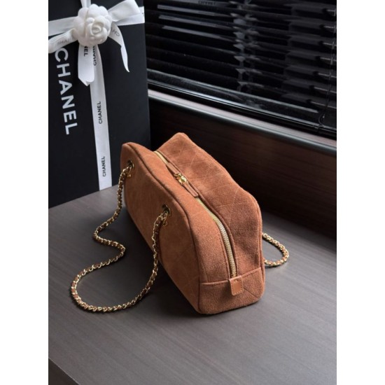 Replica di alta qualità Borsa bowling grande Chanel AS6406 con tracolla a catena Marrone Replica Perfetta Borsa bowling grande Chanel AS6406 con tracolla a catena Marrone Imitazione Falsa