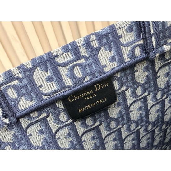 Replica di alta qualità Borsa Dior Book Tote motivo Dior Oblique Médaillon nero Replica Perfetta Borsa Dior Book Tote motivo Dior Oblique Médaillon nero Imitazione Falsa