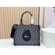 Replica di alta qualità Borsa Dior Book Tote motivo Dior Oblique Médaillon nero Replica Perfetta Borsa Dior Book Tote motivo Dior Oblique Médaillon nero Imitazione Falsa