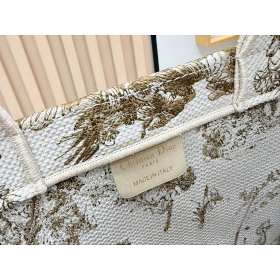 Replica di alta qualità Borsa Dior Dioriviera Book Tote piccola/media/grande con ricamo floreale Marrone Replica Perfetta Borsa Dior Dioriviera Book Tote piccola/media/grande con ricamo floreale Marrone Imitazione Falsa