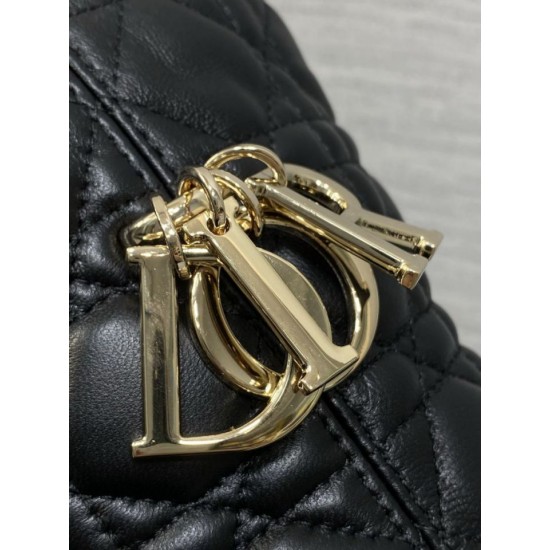Replica di alta qualità Borsa Dior Toujours Hobo cucitura cannage Nero Replica Perfetta Borsa Dior Toujours Hobo cucitura cannage Nero Imitazione Falsa