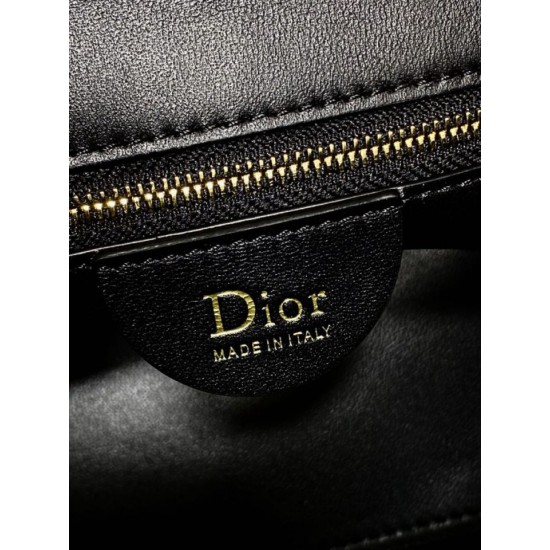 Replica di alta qualità Borsa Dior Toujours Hobo cucitura cannage Nero Replica Perfetta Borsa Dior Toujours Hobo cucitura cannage Nero Imitazione Falsa