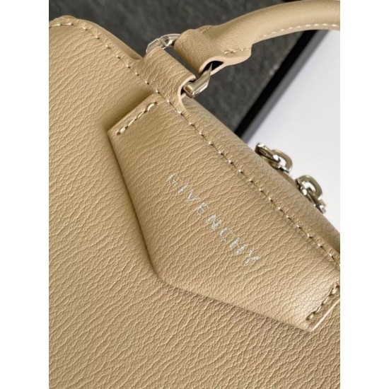Replica di alta qualità Borsa Givenchy Antigona Cube Grigio Replica Perfetta Borsa Givenchy Antigona Cube Grigio Imitazione Falsa
