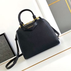 Replica Perfetta Borsa Givenchy Antigona Cube nera Imitazione Falsa