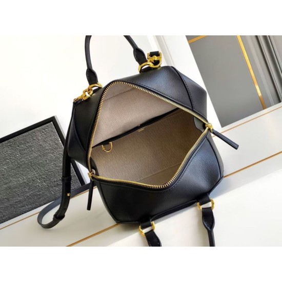 Replica di alta qualità Borsa Givenchy Antigona Cube nera Replica Perfetta Borsa Givenchy Antigona Cube nera Imitazione Falsa