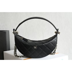 Chanel 26S Quilted Hobo crescent-shaped bag AS5094 Nero