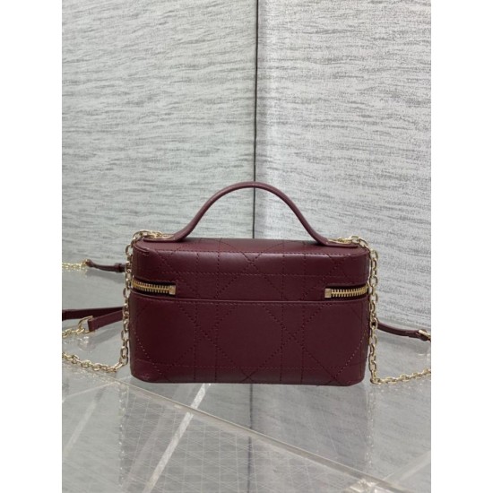 Replica di alta qualità Pochette Dior il trucco Lady Dior Borgogna Replica Perfetta Pochette Dior il trucco Lady Dior Borgogna Imitazione Falsa