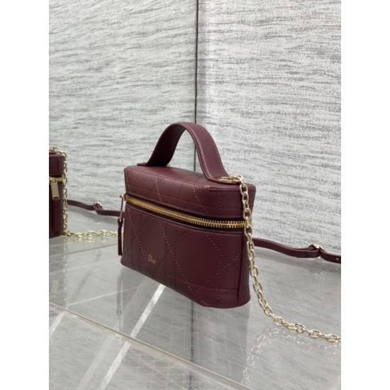 Replica di alta qualità Pochette Dior il trucco Lady Dior Borgogna Replica Perfetta Pochette Dior il trucco Lady Dior Borgogna Imitazione Falsa